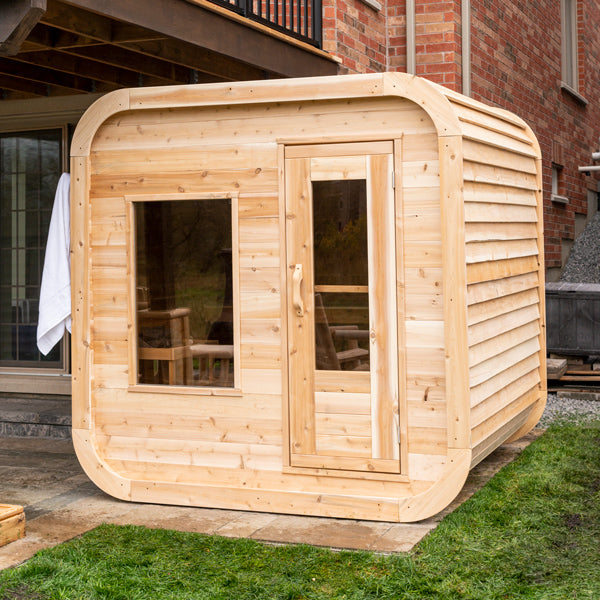 CT Luna Sauna exterior detail