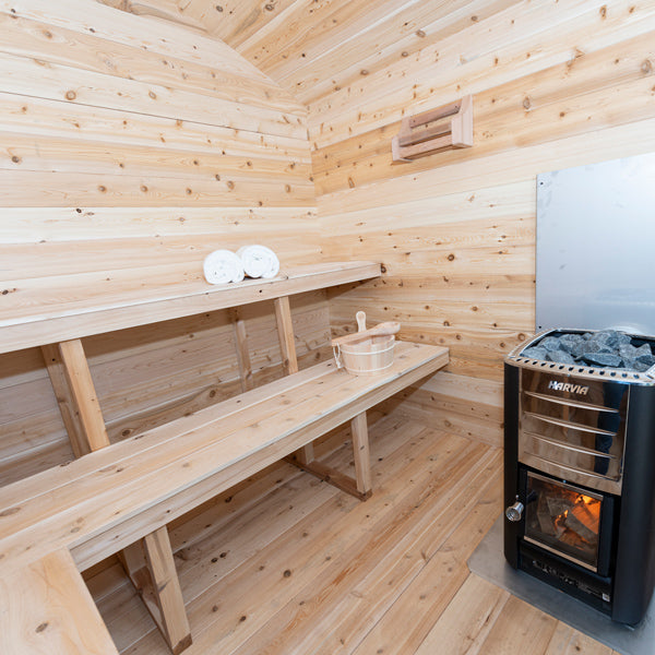 CT Georgian Cabin Sauna roof detail
