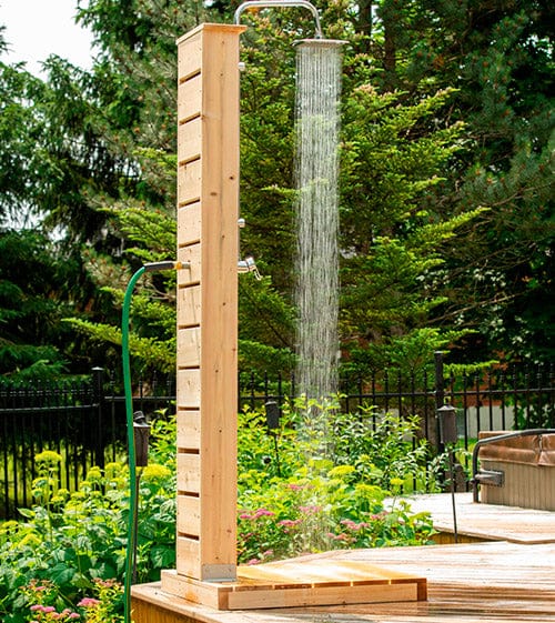 CT Sierra Outdoor Shower cedar pillar detail