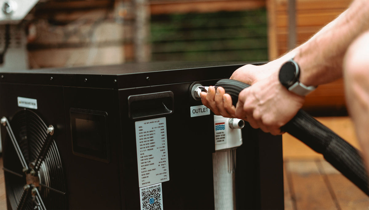 Connecting a hose to the Power Chiller